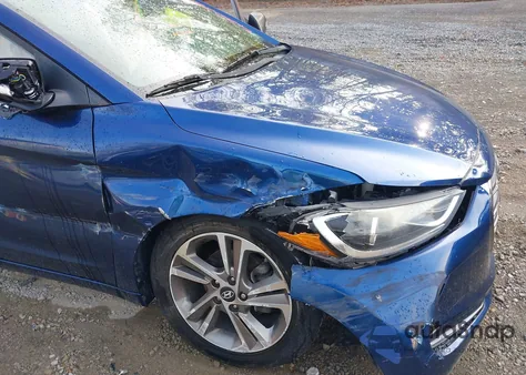 2017 Hyundai Elantra Limited z USA, uszkodzony, nr VIN 5NPD84LF6HH040387